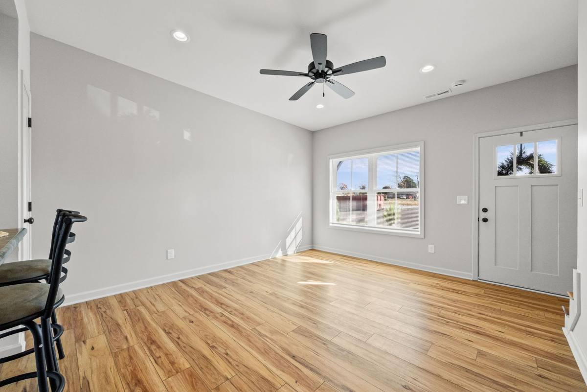 Apartment for rent at 710 Sivley Rd, Hopkinsville, KY 42240