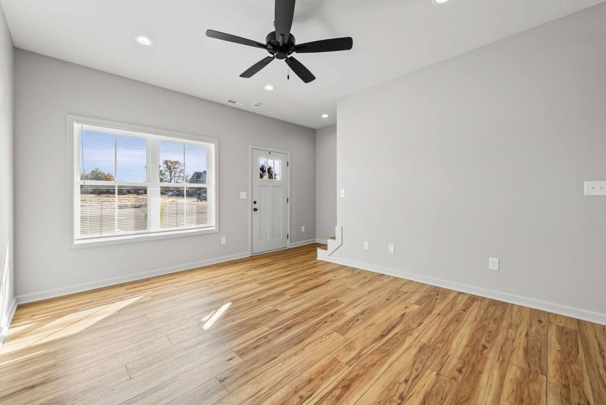 Apartment for rent at 710 Sivley Rd, Hopkinsville, KY 42240