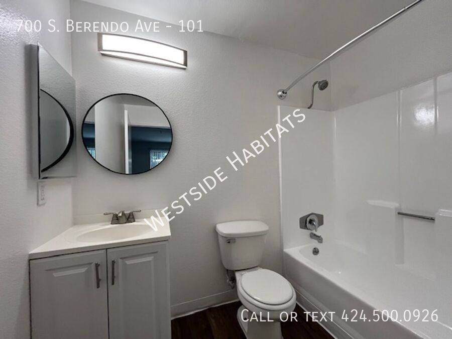 Apartment for rent at 700 S Berendo Ave #101, Los Angeles, CA 90005