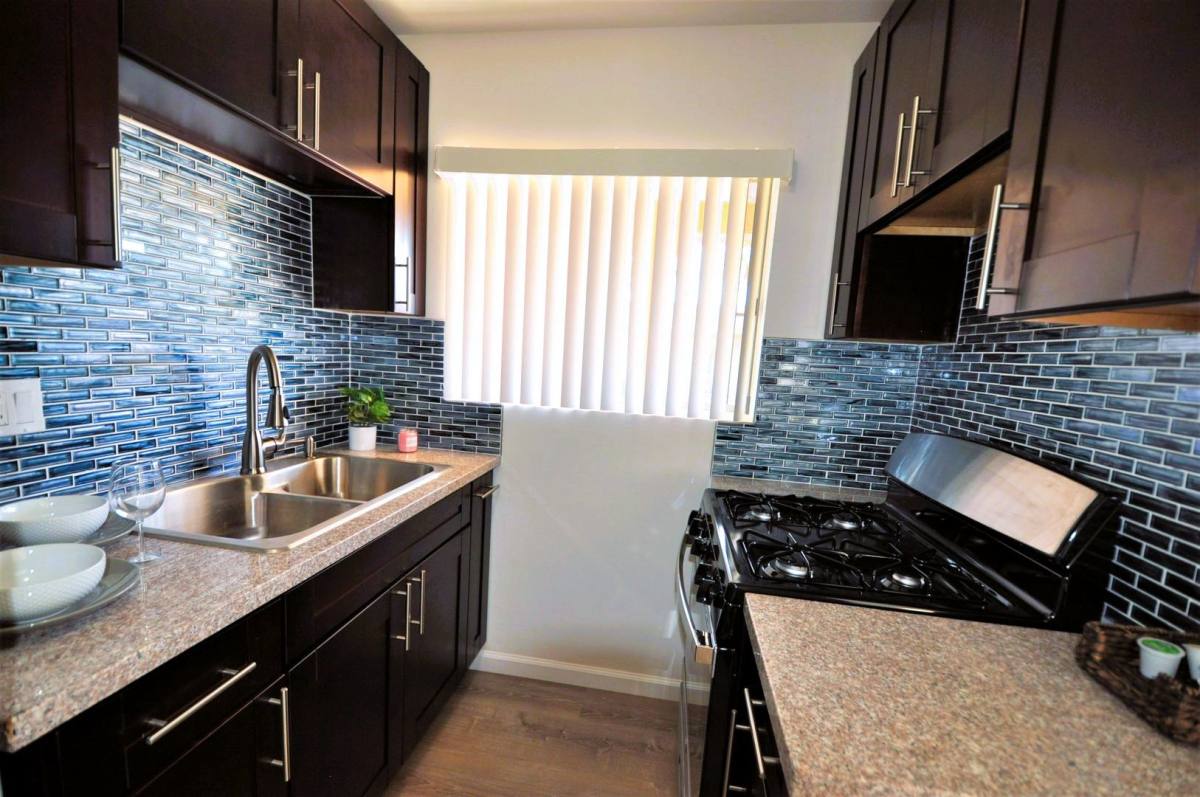 Apartment for rent at 521 Park Way, Chula Vista, CA 91910
