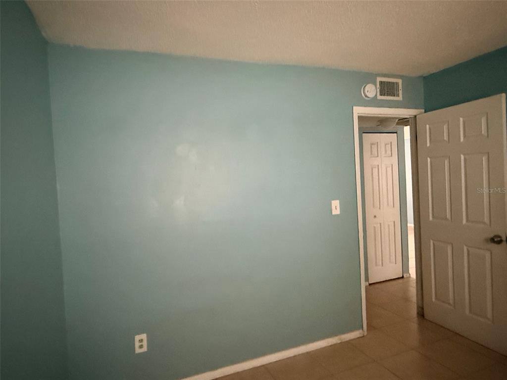 Apartment for rent at 2409 13th St W #2, Bradenton, FL 34205