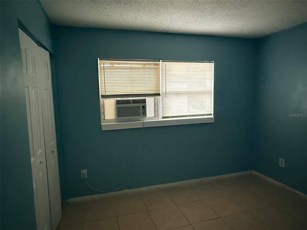 Apartment for rent at 2409 13th St W #2, Bradenton, FL 34205