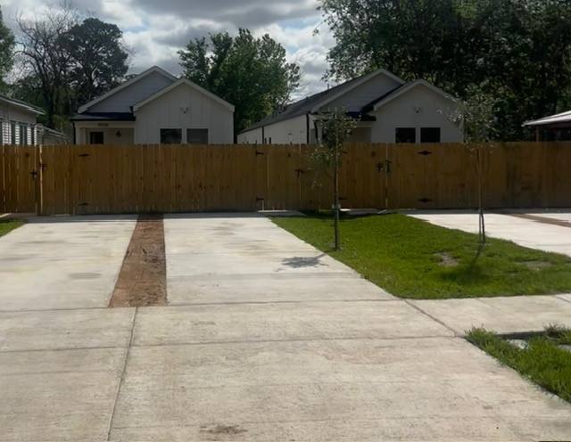 Apartment for rent at 8508 Wileyvale Rd #8508B, Houston, TX 77016