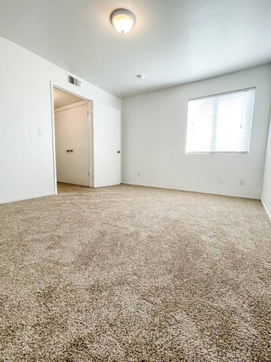 Apartment for rent at 3207 W Shields Ave, Fresno, CA 93722