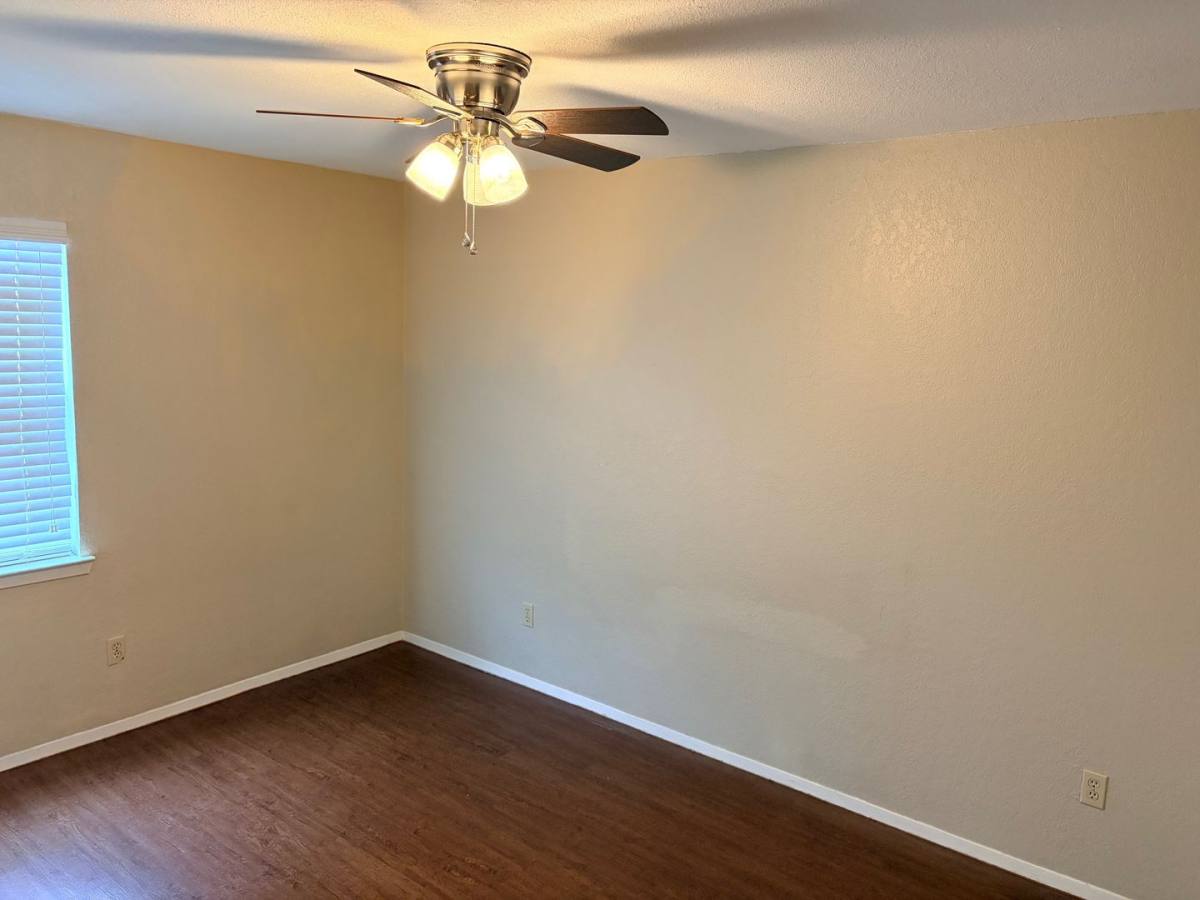 Apartment for rent at 1421 S 12th St, Waco, TX 76706