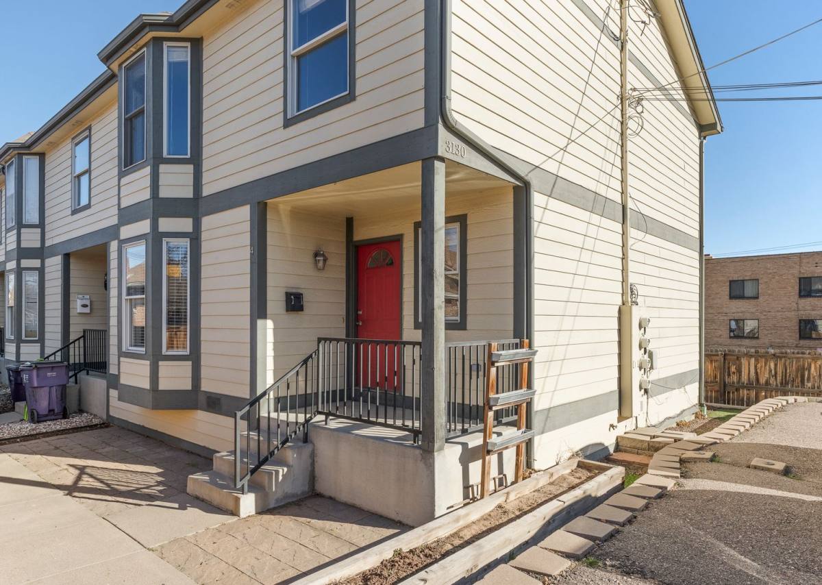 Townhouse for rent at 3130 W 38th Ave, Denver, CO 80211