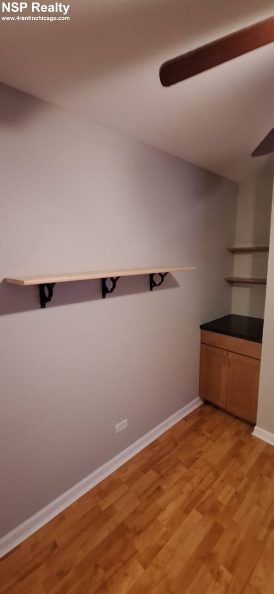 Apartment for rent at 3825 Pine Grove, Chicago, IL 60613