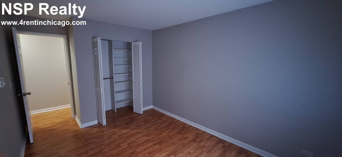 Apartment for rent at 3825 Pine Grove, Chicago, IL 60613
