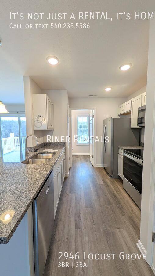 Townhouse for rent at 2946 Locust Grove, Harrisonburg, VA 22801