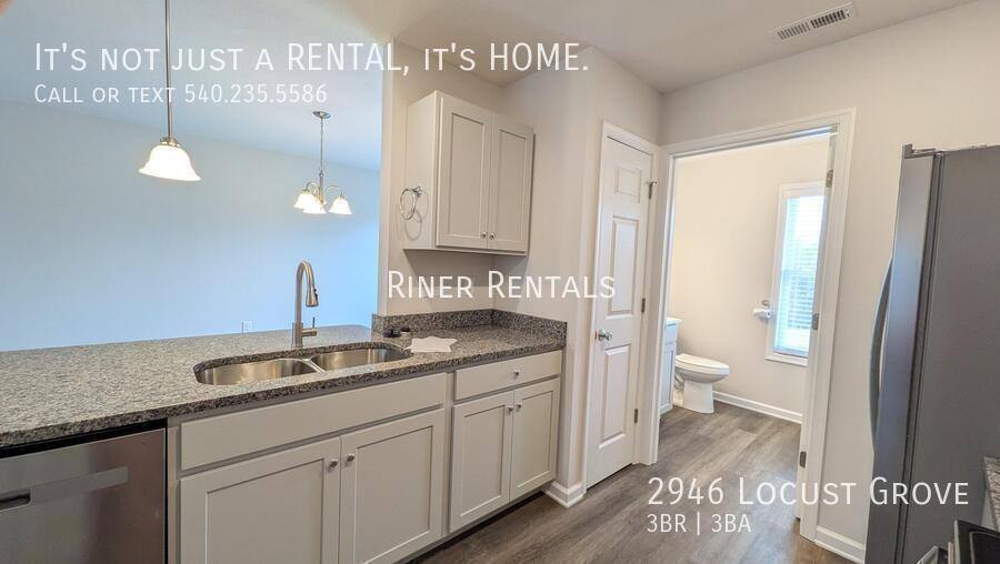 Townhouse for rent at 2946 Locust Grove, Harrisonburg, VA 22801