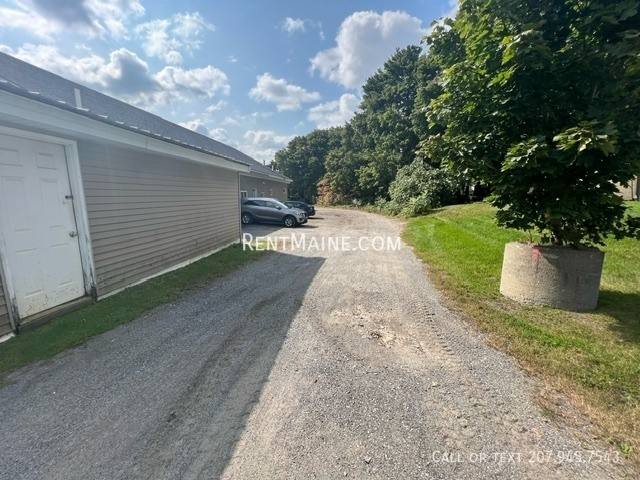 Apartment for rent at 1817 Hammond St #2, Bangor, ME 04401
