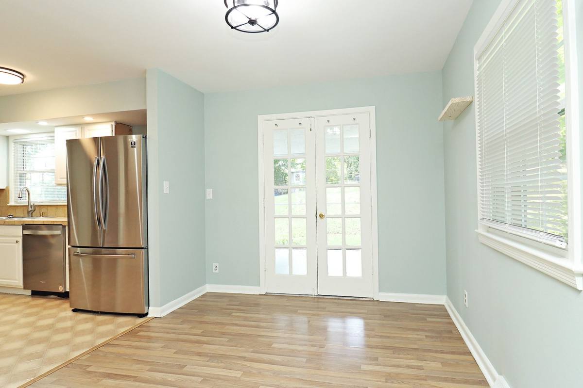 Apartment for rent at 2412 Commonwealth Dr, Charlottesville, VA 22901