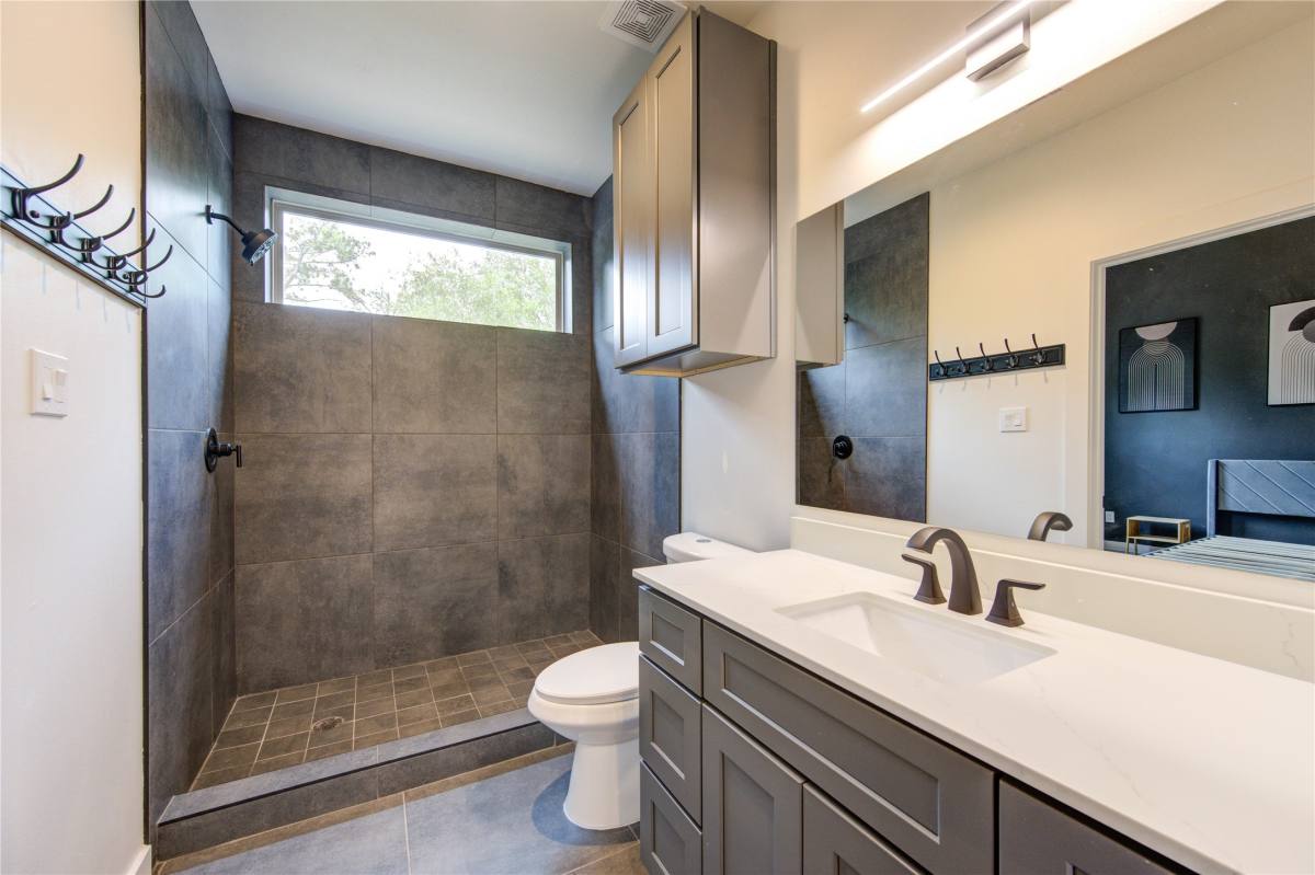 Apartment for rent at 13102 Beauty Berry Ridge Lane, Cypress, TX 77429