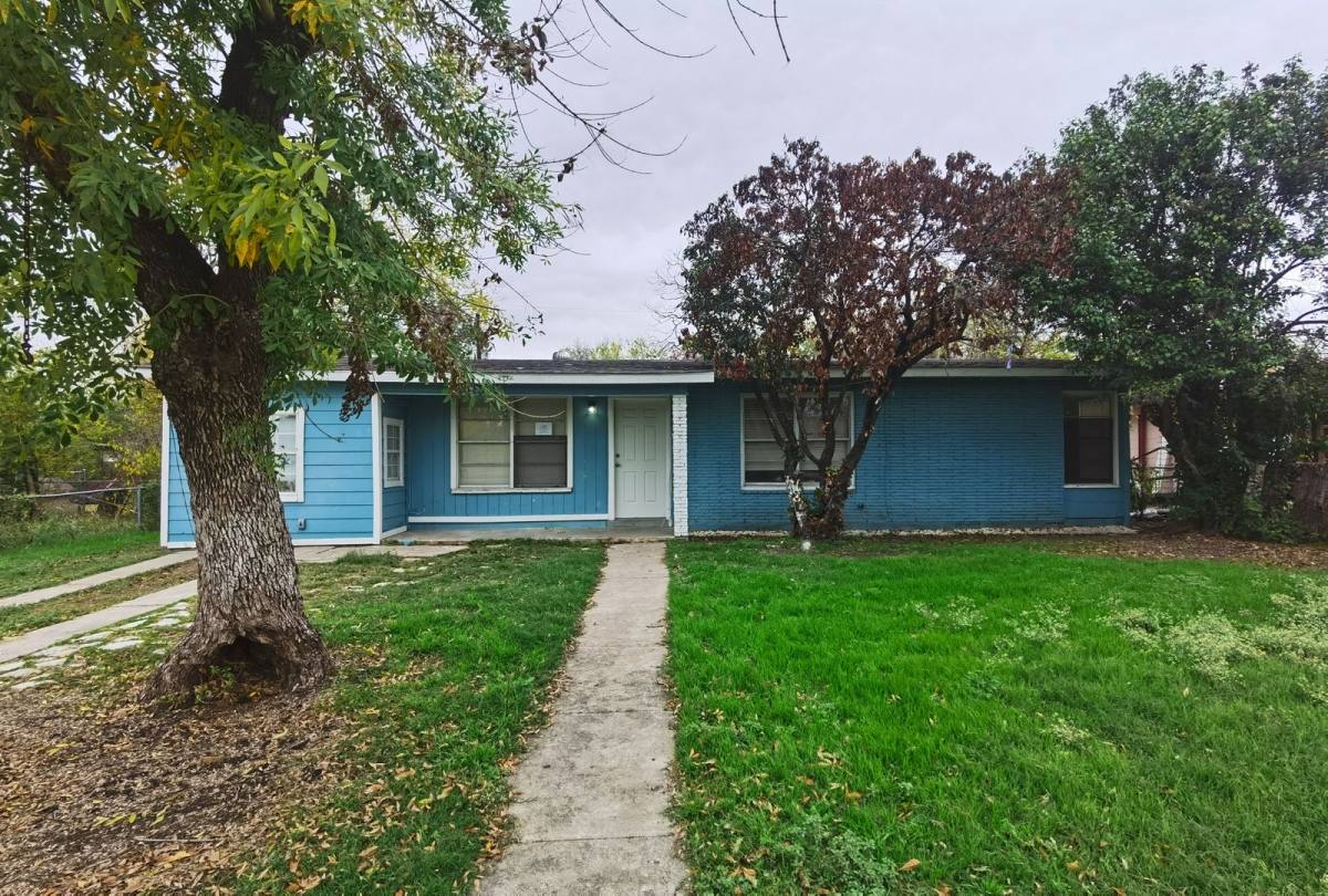 House for rent at 119 Knollwood Dr, San Antonio, TX 78227