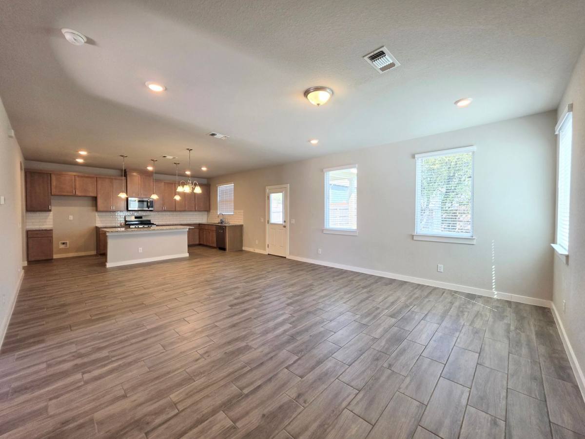House for rent at 724 Fort Leonard, San Antonio, TX 78245
