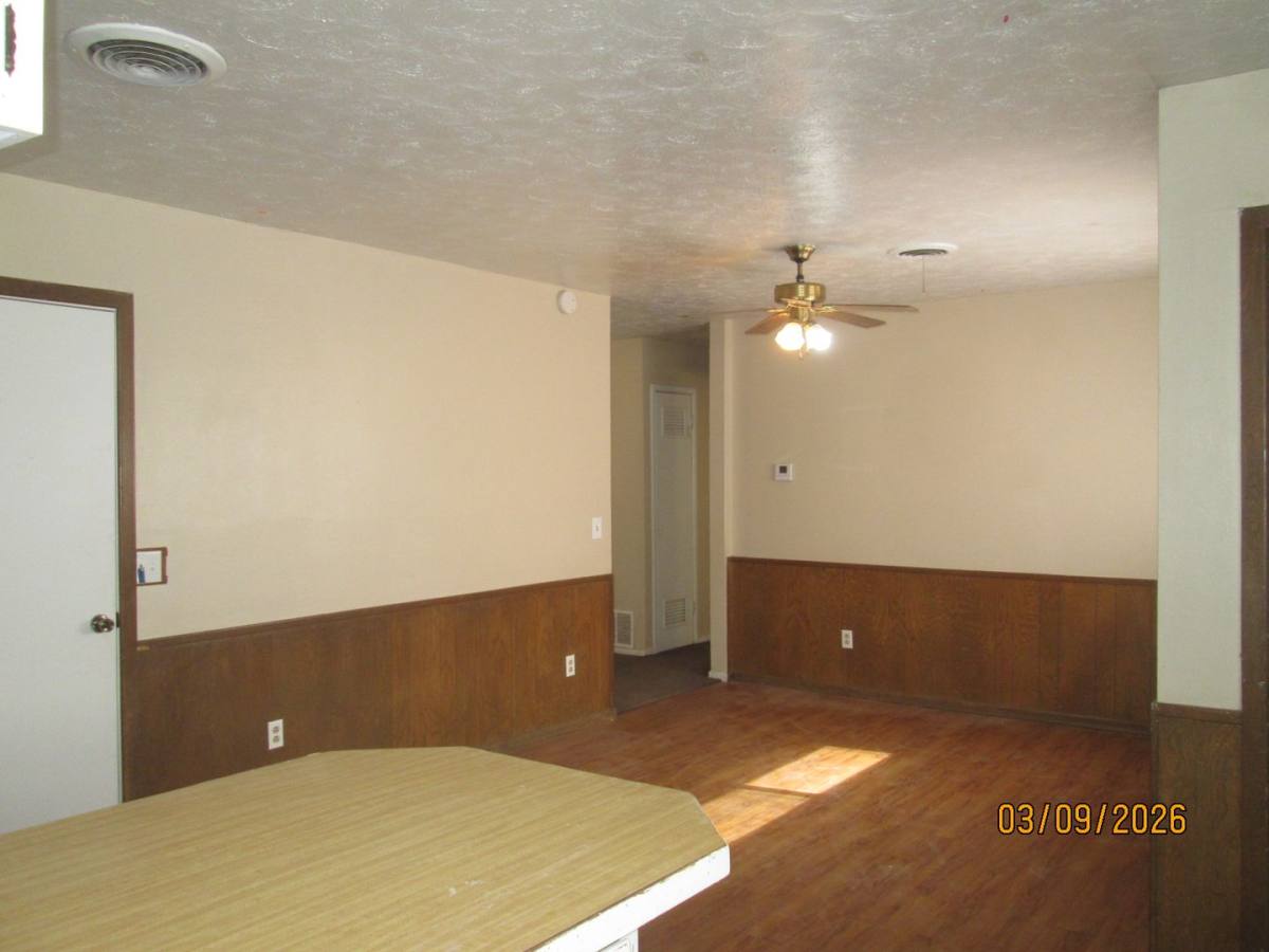 House for rent at 1321 Navajo Trail, Plainview, TX 79072