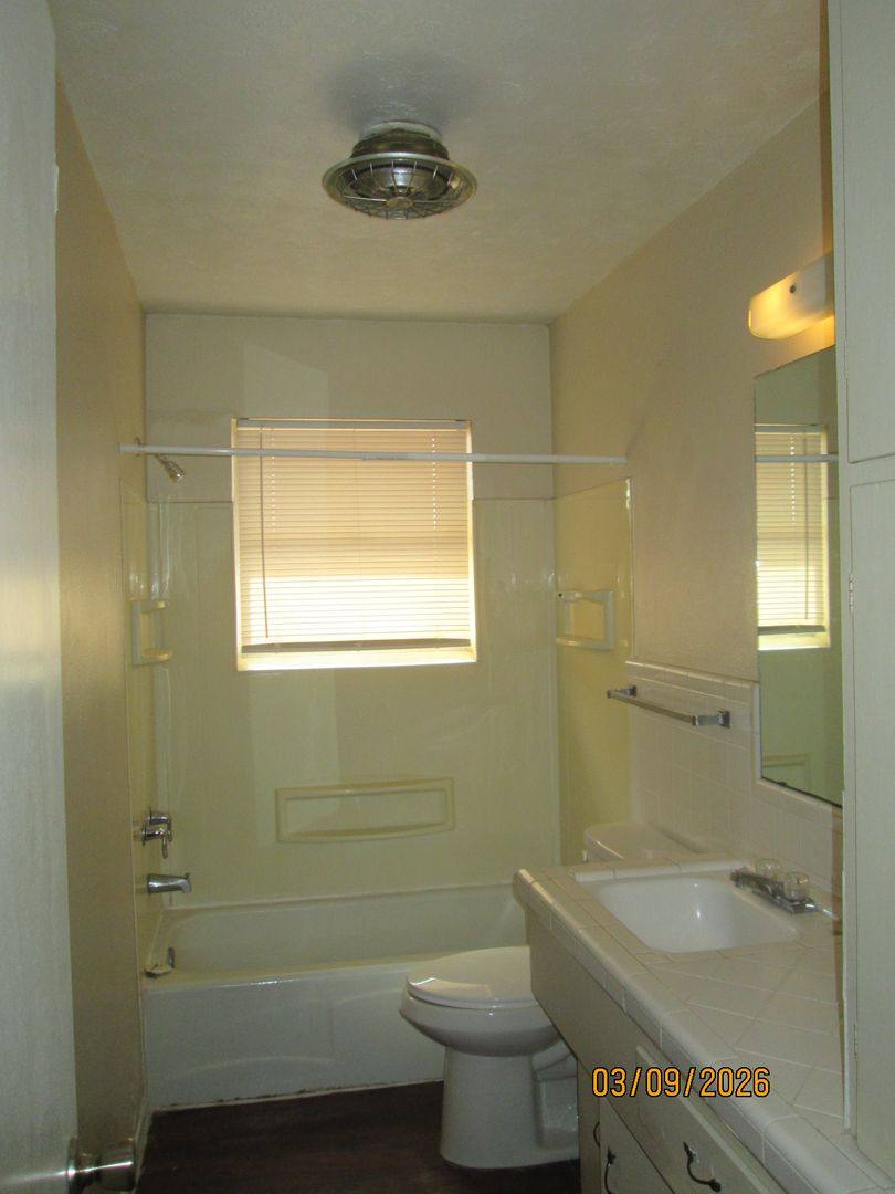 House for rent at 1321 Navajo Trail, Plainview, TX 79072