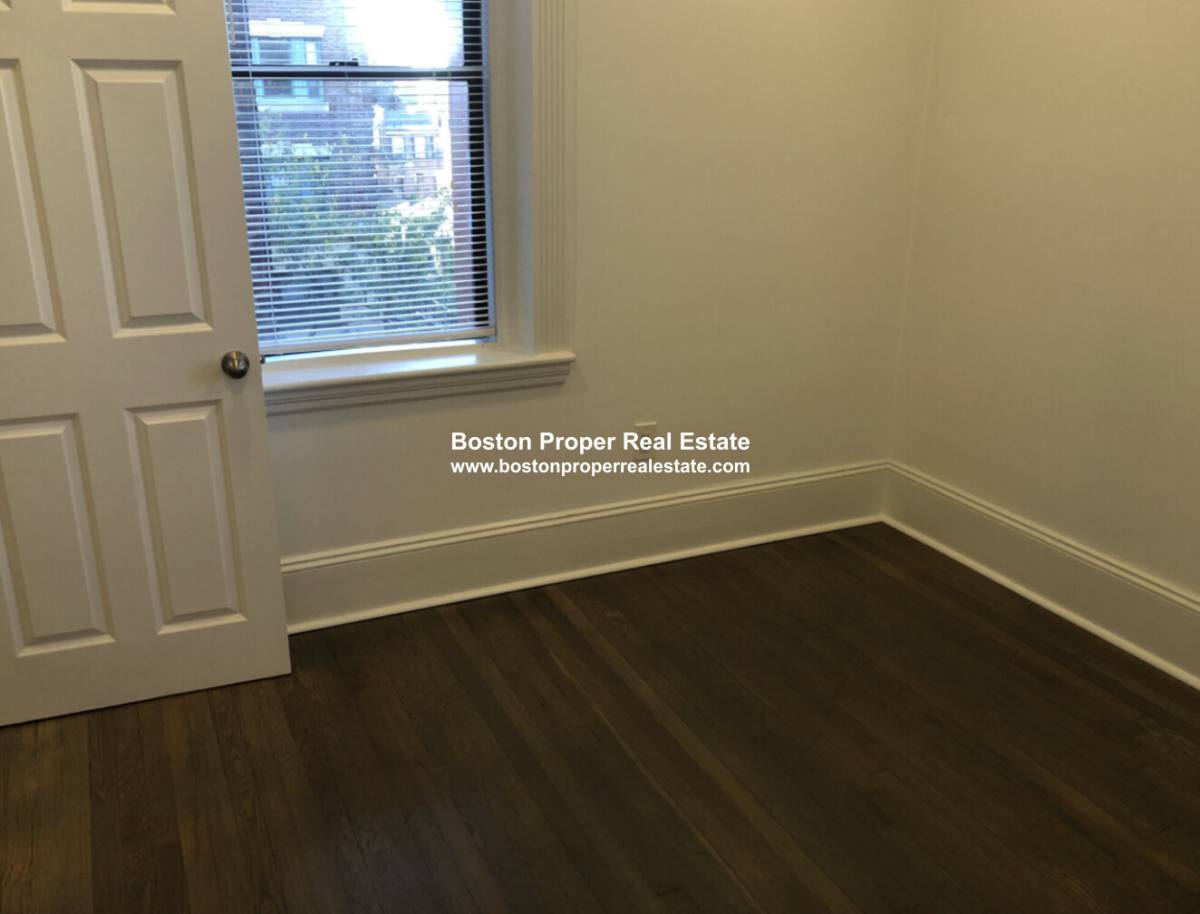 Apartment for rent at 7 Myrtle St #8, Boston, MA 02114