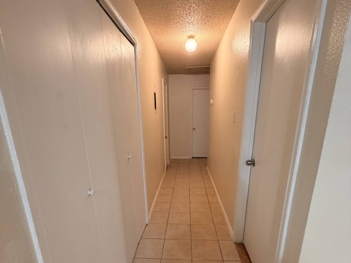 House for rent at 810 W Olmos Dr, San Antonio, TX 78212