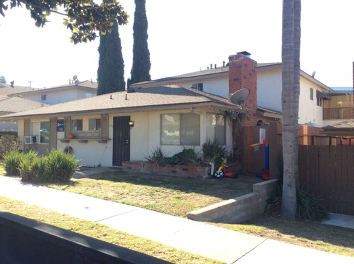 Apartment for rent at 109 N Merrimac Dr, Anaheim, CA 92807
