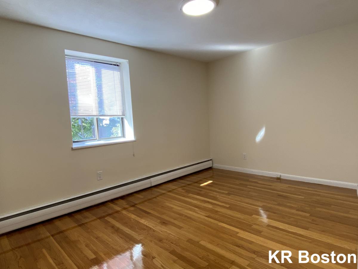 Apartment for rent at 222 Babcock St #3A, Brookline, MA 02446