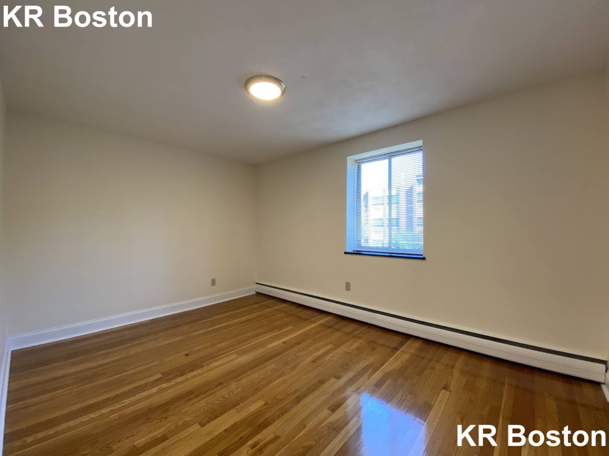 Apartment for rent at 222 Babcock St #3A, Brookline, MA 02446
