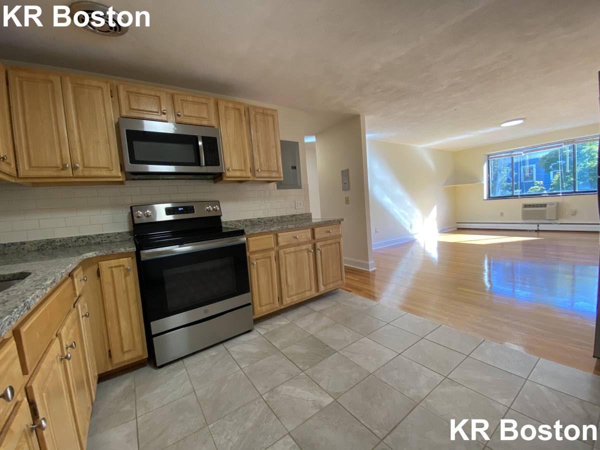 Apartment for rent at 222 Babcock St #3A, Brookline, MA 02446