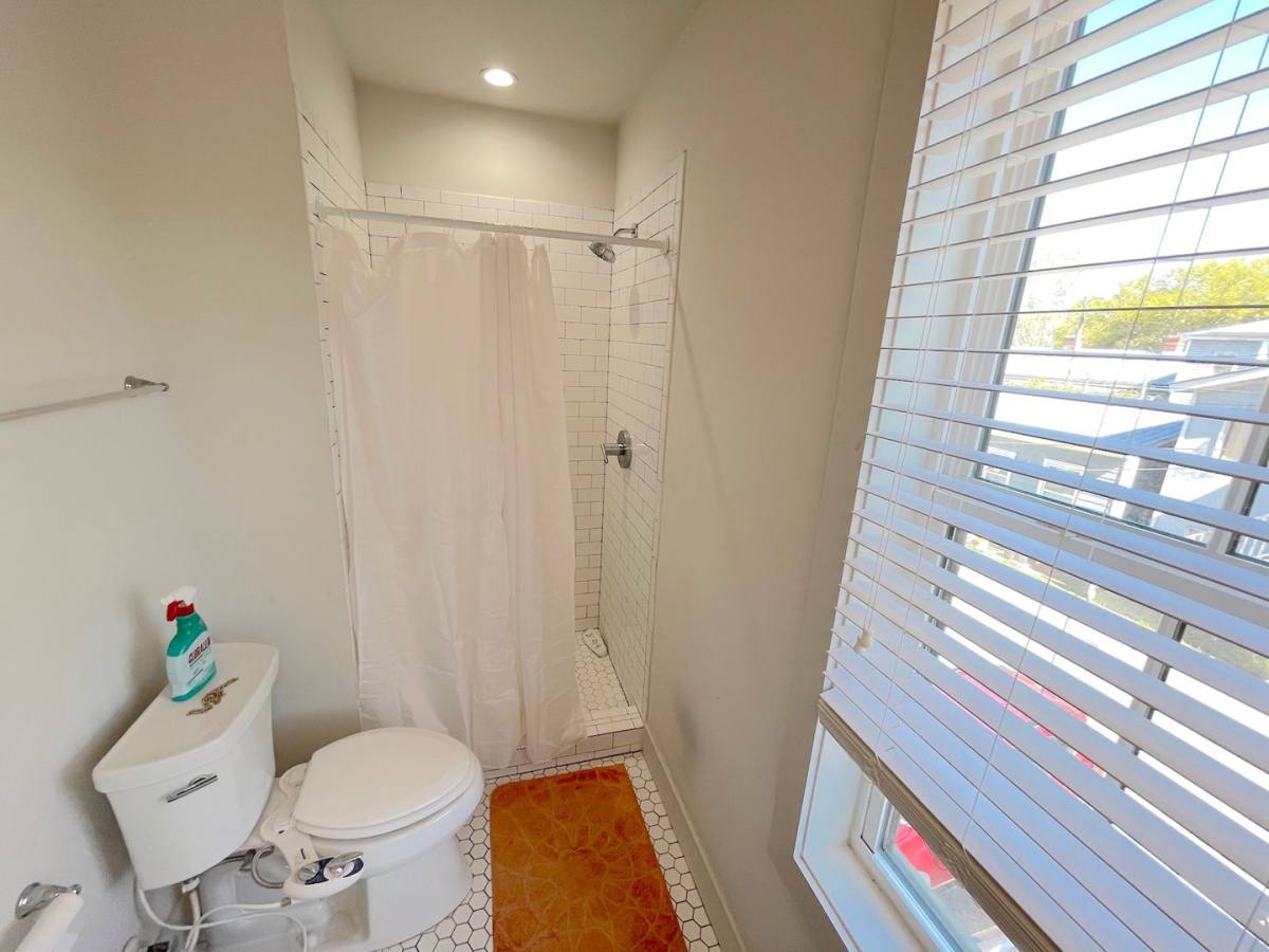 Apartment for rent at 613 E Duffy Lane, Savannah, GA 31401