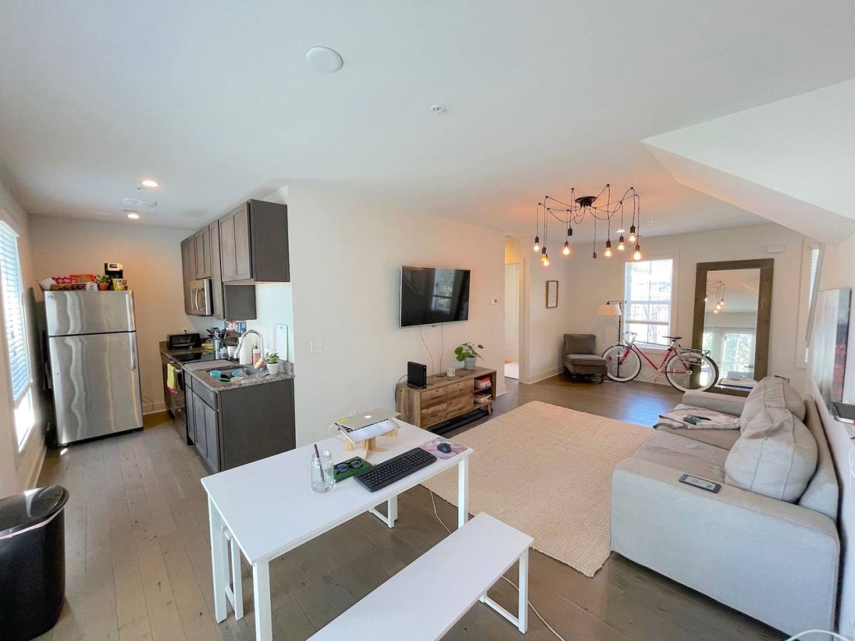Apartment for rent at 613 E Duffy Lane, Savannah, GA 31401