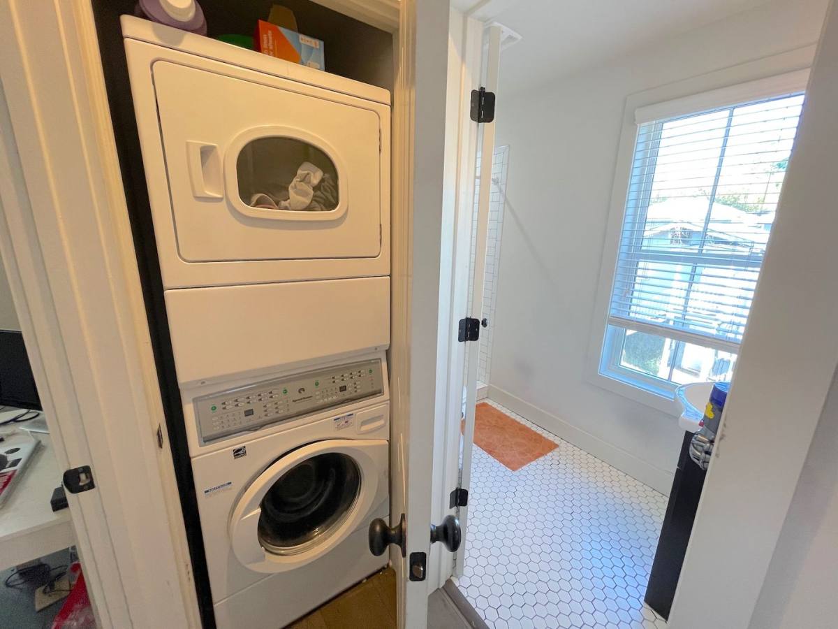 Apartment for rent at 613 E Duffy Lane, Savannah, GA 31401
