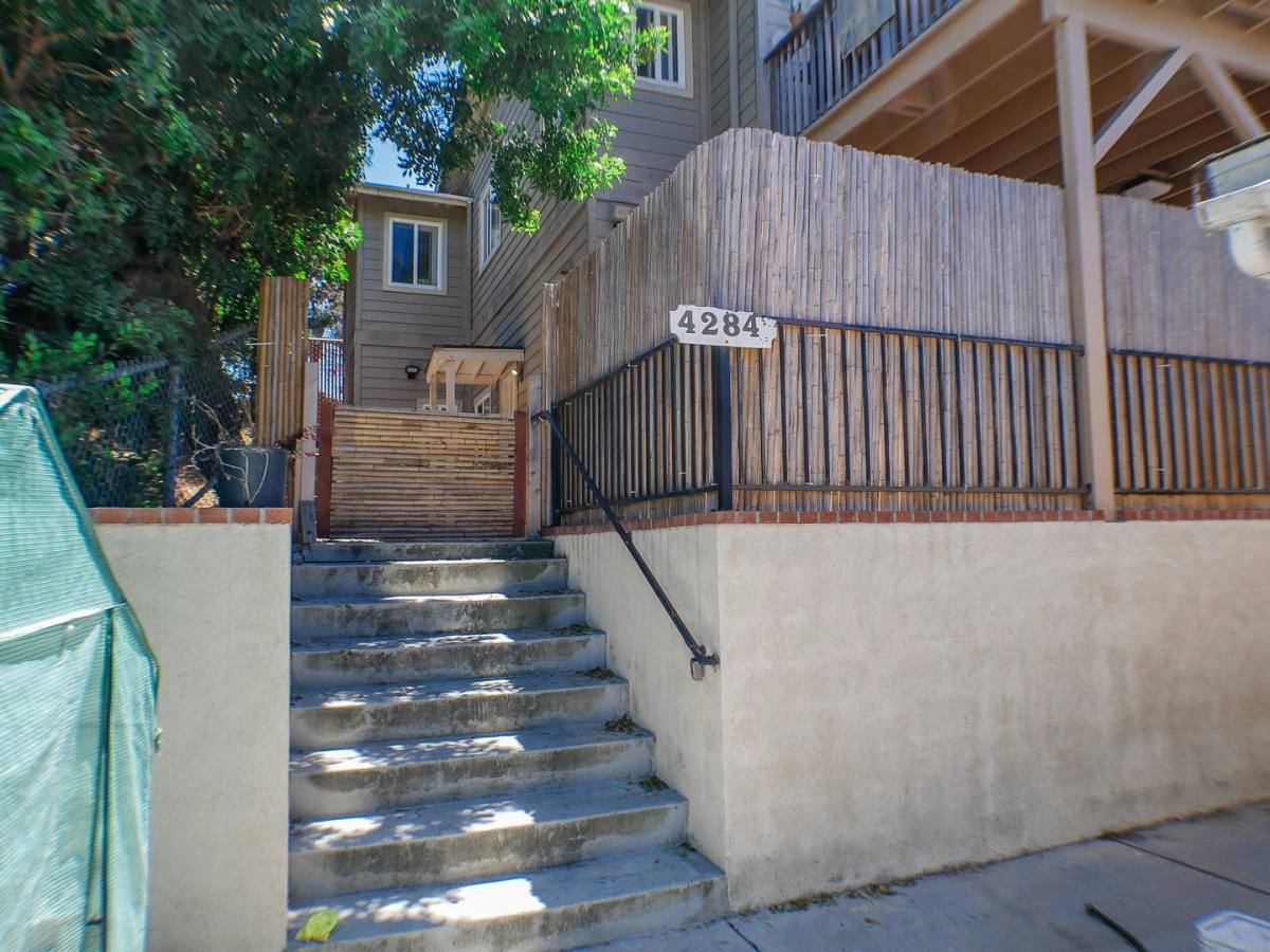 Apartment for rent at 4282-4284 Whittier St, San Diego, CA 92107