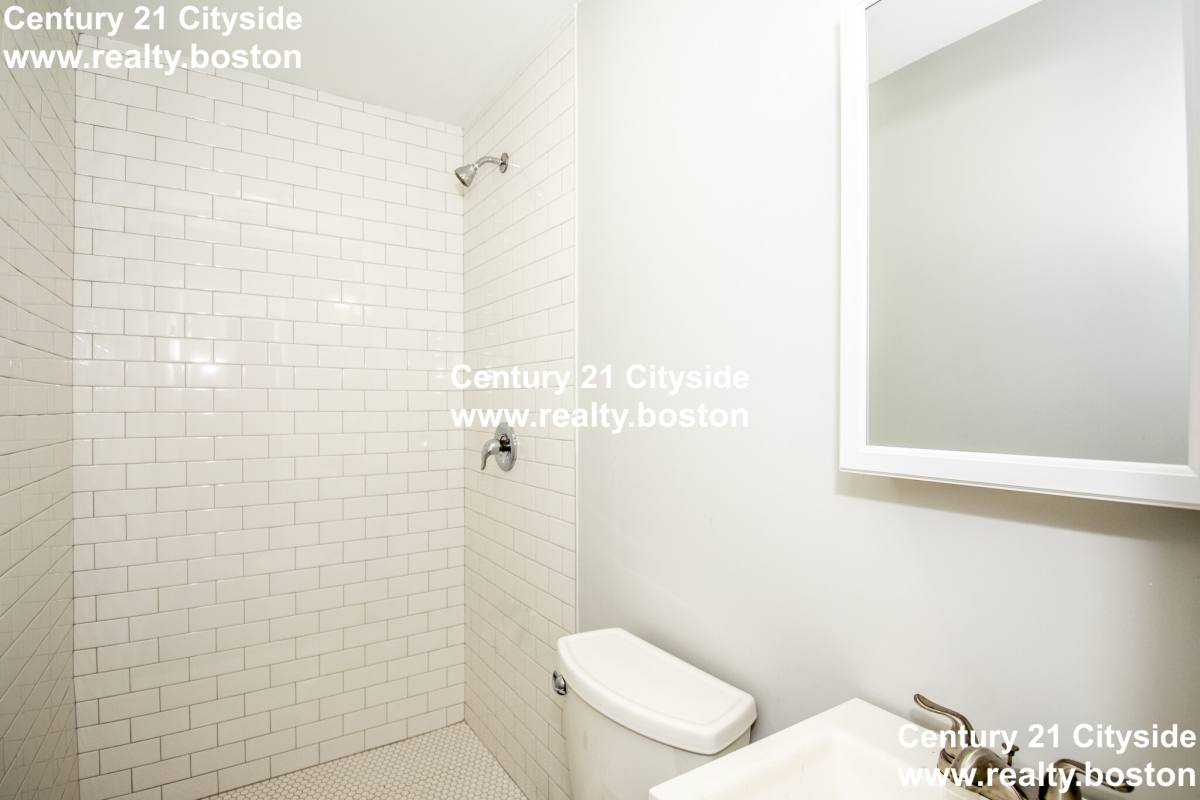 Apartment for rent at 142 Chelsea #2, East Boston, MA 02128