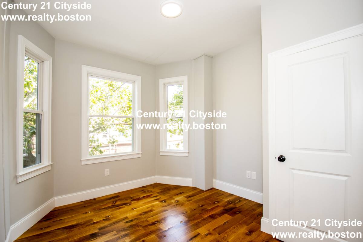 Apartment for rent at 142 Chelsea #2, East Boston, MA 02128
