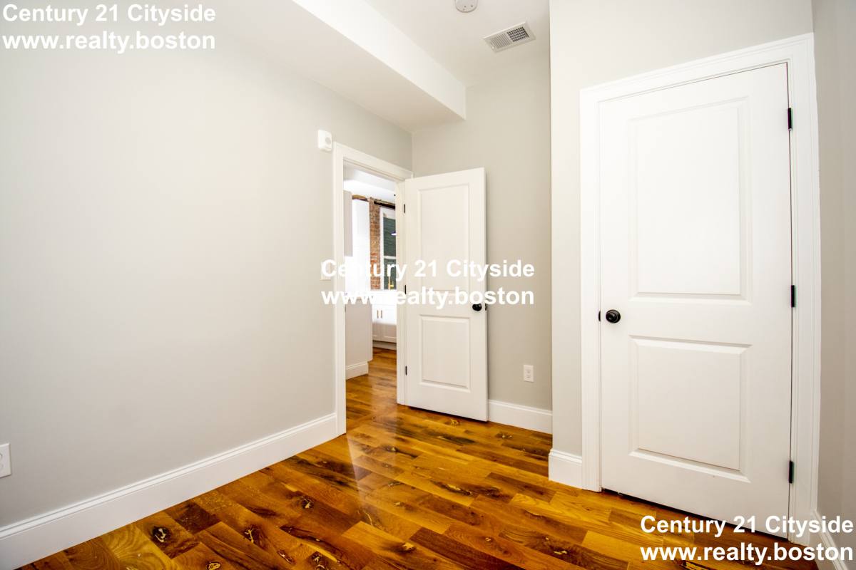 Apartment for rent at 142 Chelsea #2, East Boston, MA 02128