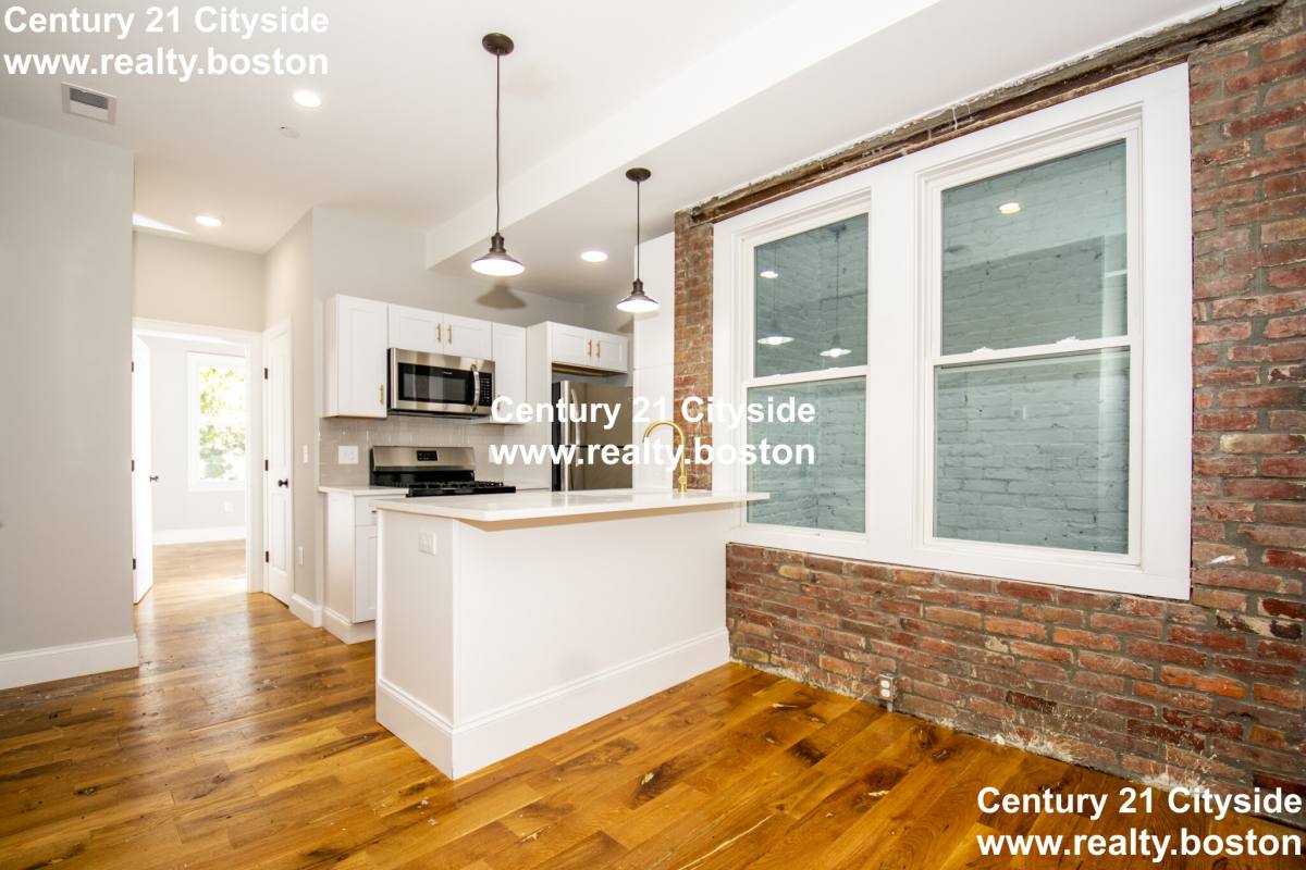 Apartment for rent at 142 Chelsea #2, East Boston, MA 02128