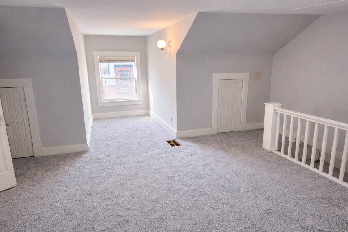 Apartment for rent at 3544 Bell St, Kansas City, MO 64111