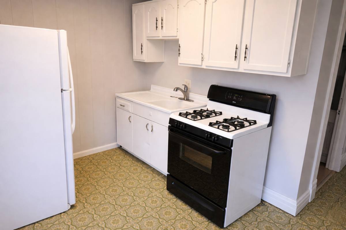 Apartment for rent at 3544 Bell St, Kansas City, MO 64111