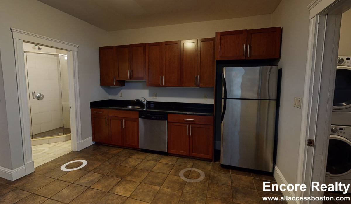 Apartment for rent at 11 Beacon St #1, Somerville, MA 02143