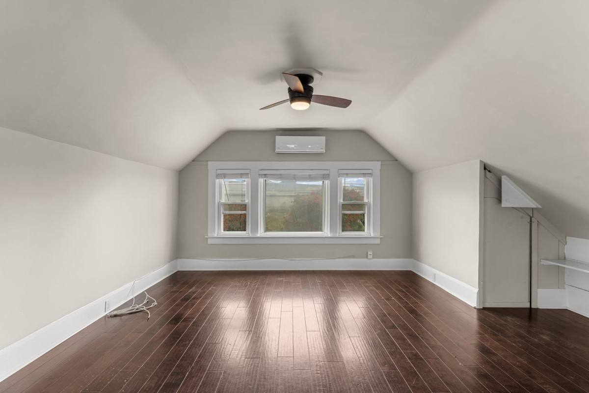 Apartment for rent at 531-535 W Juniper St, San Diego, CA 92101