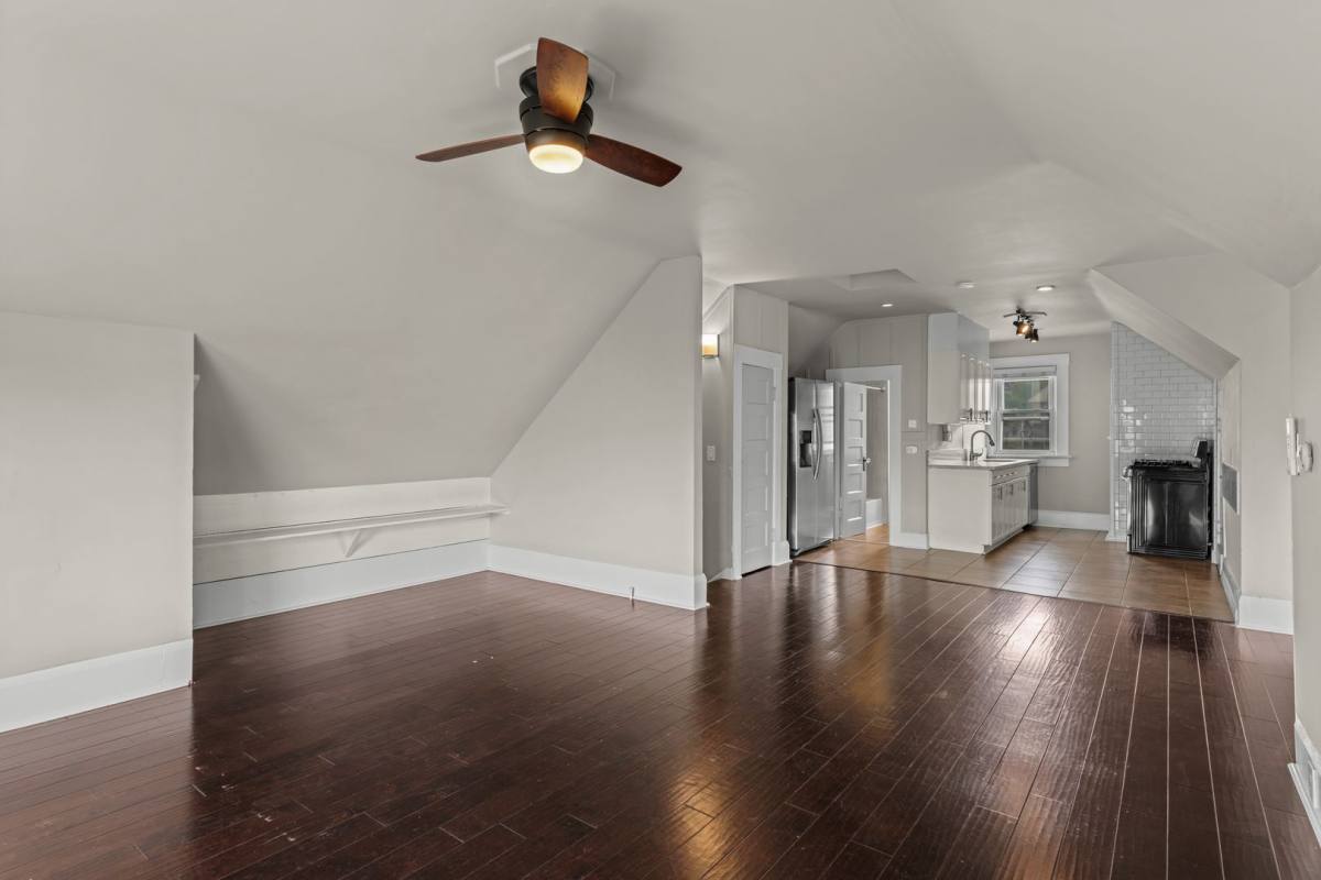 Apartment for rent at 531-535 W Juniper St, San Diego, CA 92101