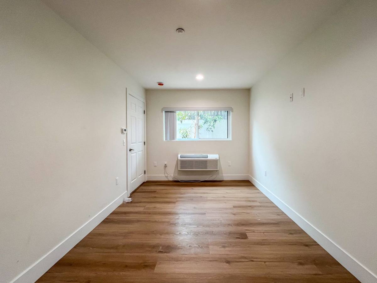 Apartment for rent at 1627 E 92nd St, Los Angeles, CA 90002