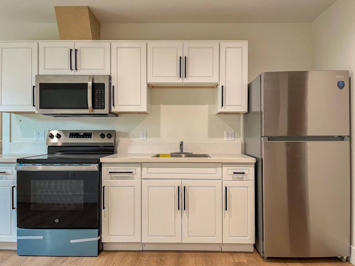Apartment for rent at 1627 E 92nd St, Los Angeles, CA 90002