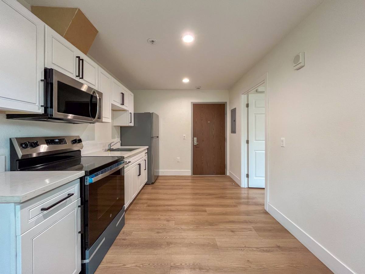 Apartment for rent at 1627 E 92nd St, Los Angeles, CA 90002