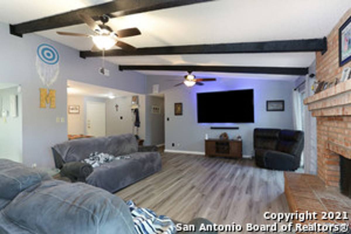House for rent at 6510 Ridge Creek Dr, San Antonio, TX 78233
