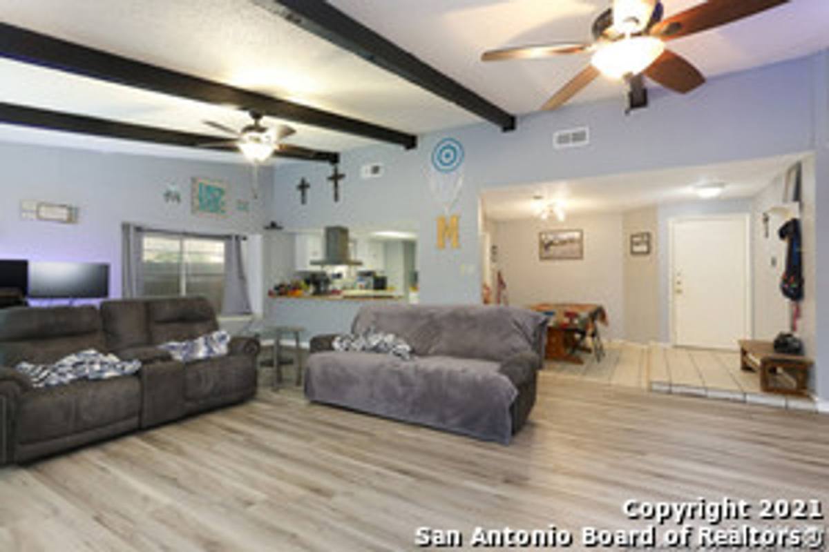 House for rent at 6510 Ridge Creek Dr, San Antonio, TX 78233