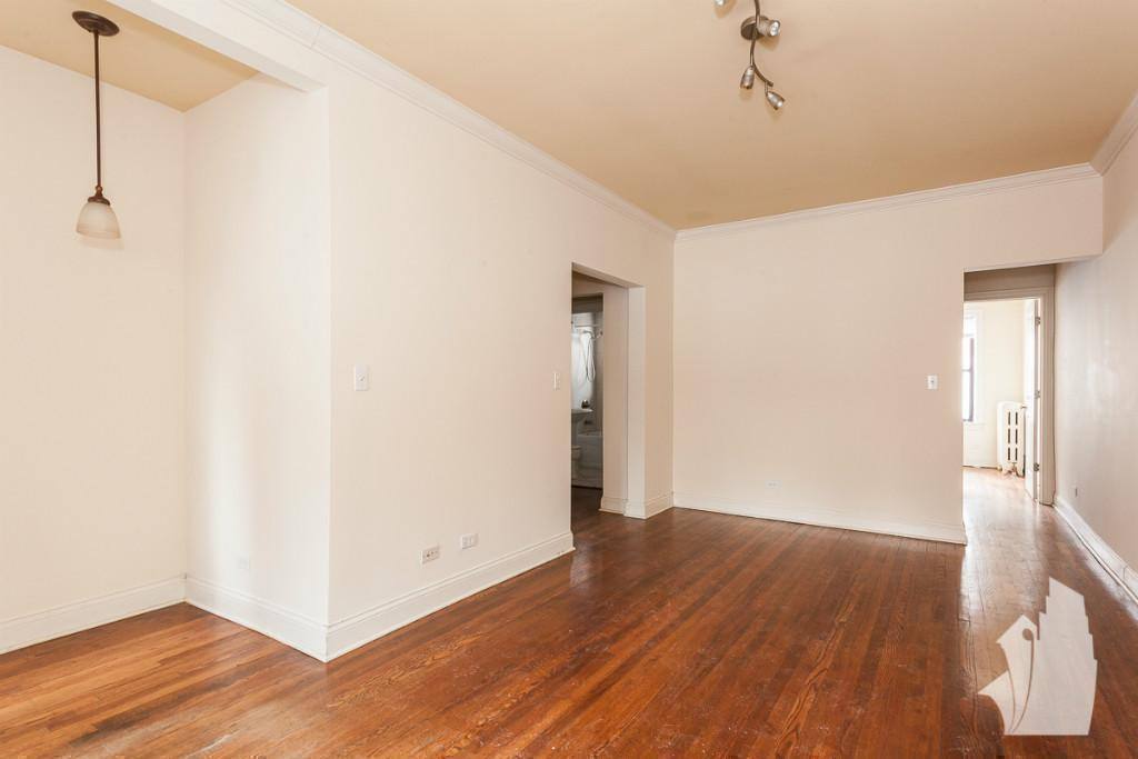 Condo for rent at 746 W Addison #E2, Chicago, IL 60613