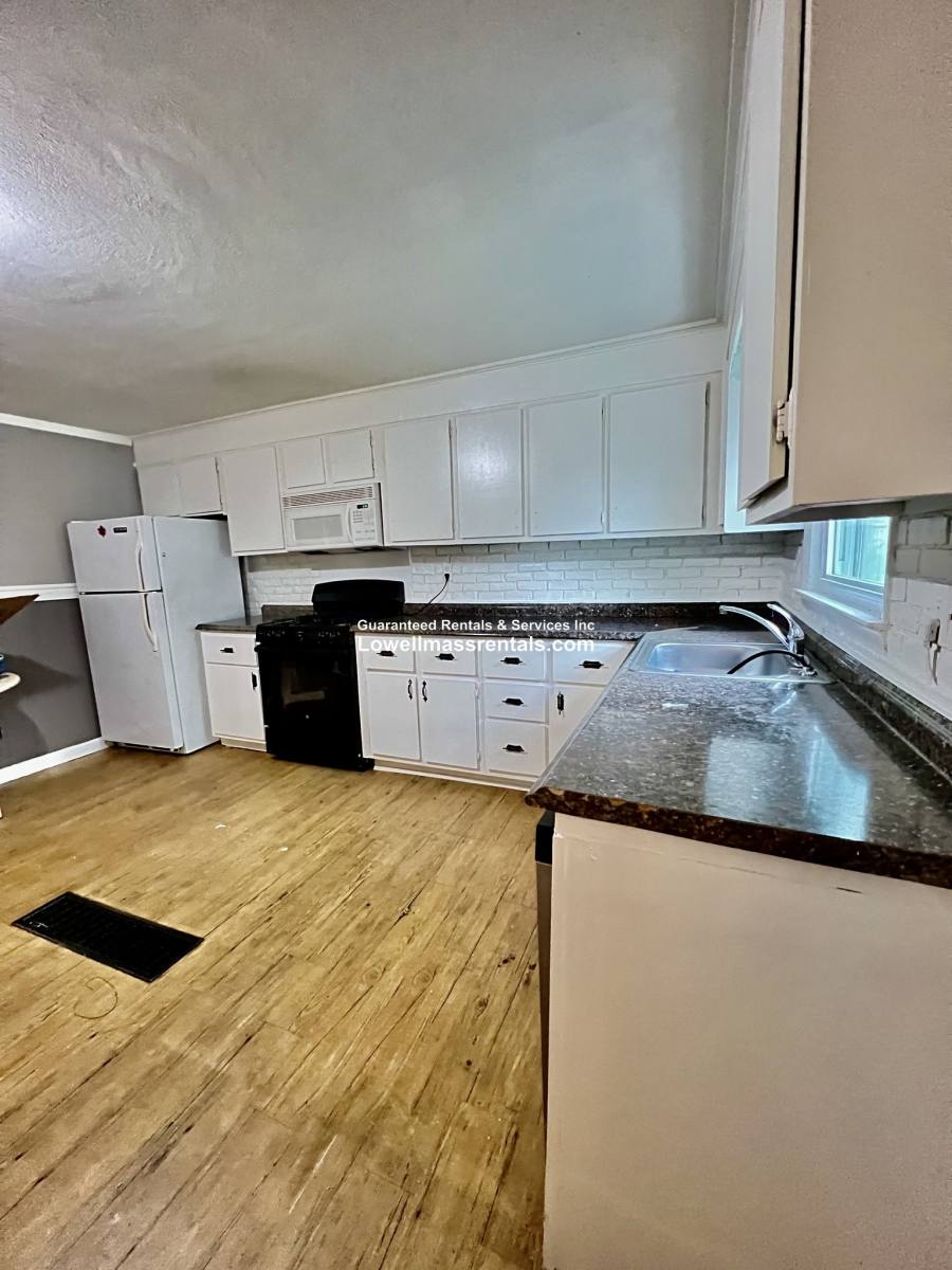 House for rent at 141 Alma St, Lowell, MA 01854