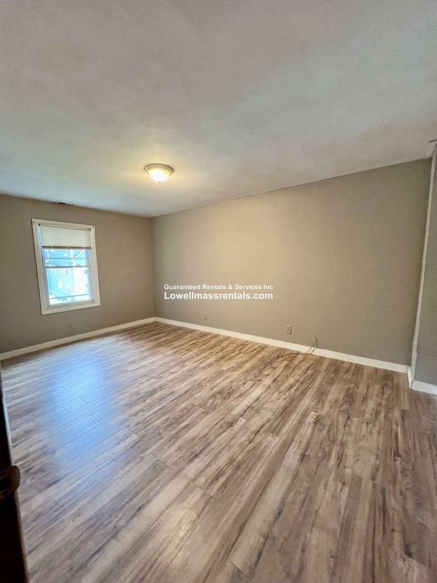 House for rent at 141 Alma St, Lowell, MA 01854