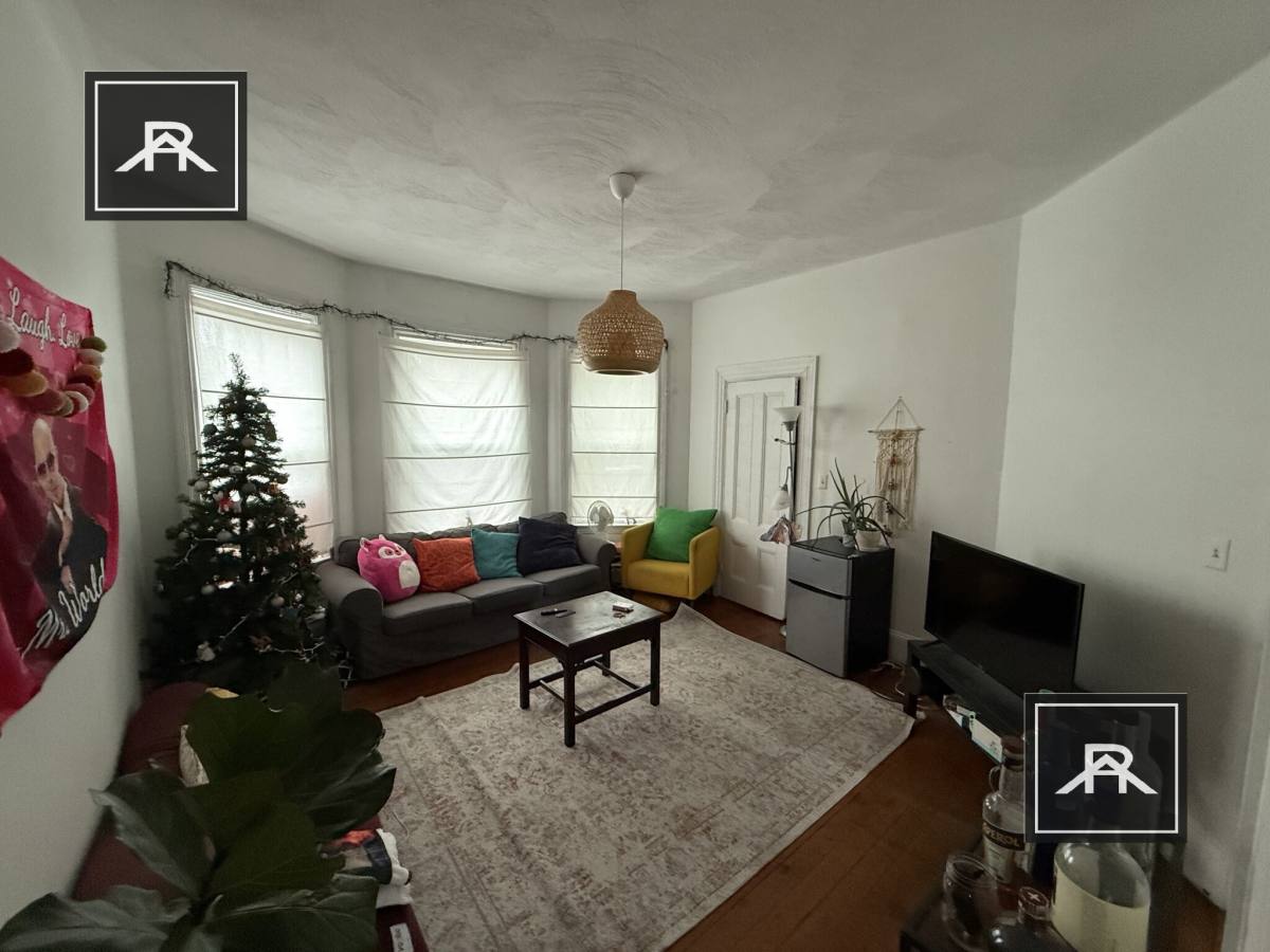 Apartment for rent at 266 Broadway #2, Cambridge, MA 02139