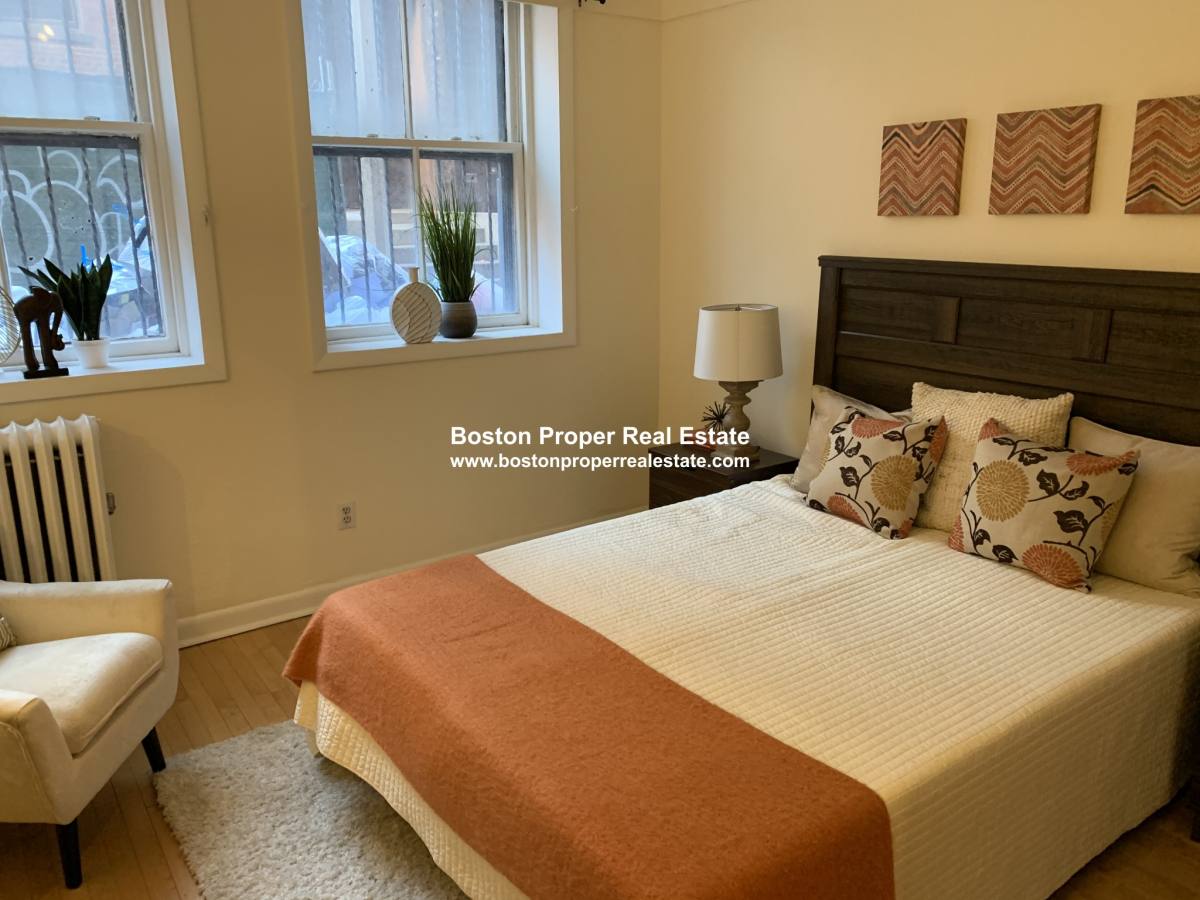 Condo for rent at 186 Commonwealth Ave #B2, Boston, MA 02116